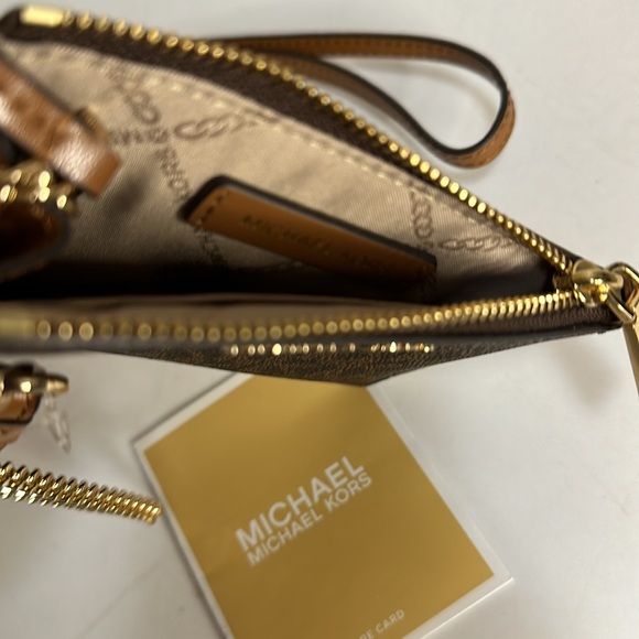 Michael Kors jet set charm wallet - Picture 4 of 4